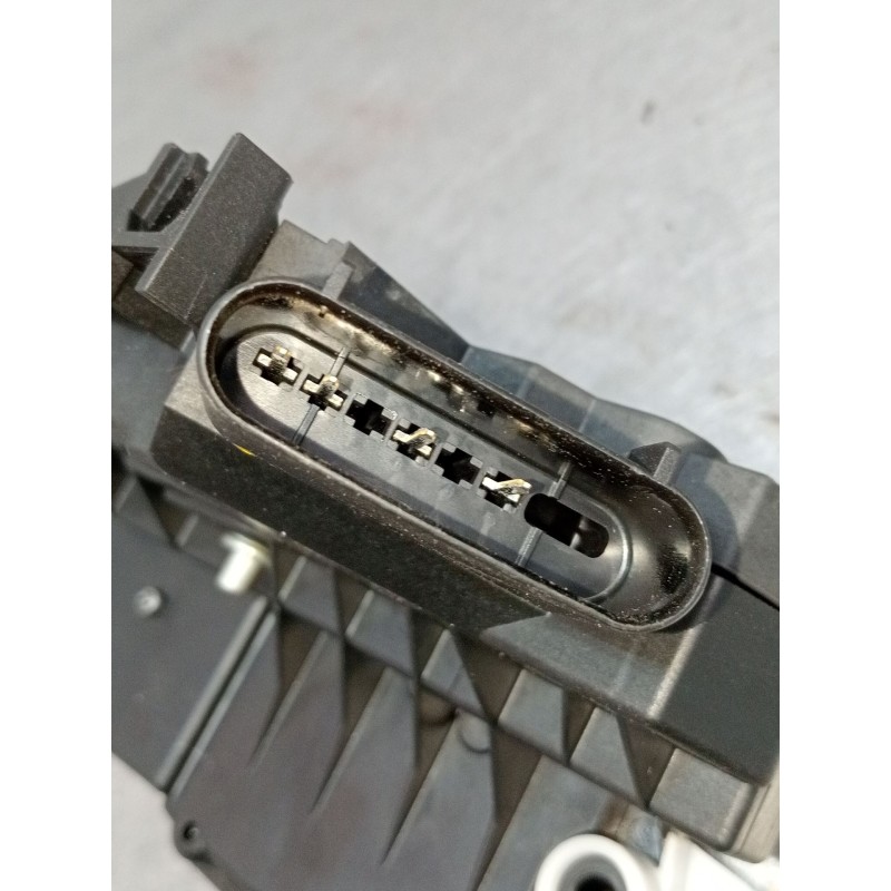 Recambio de motor cierre centralizado trasero derecho para ford focus turn. business referencia OEM IAM BM5AA26412AH 921764107 1