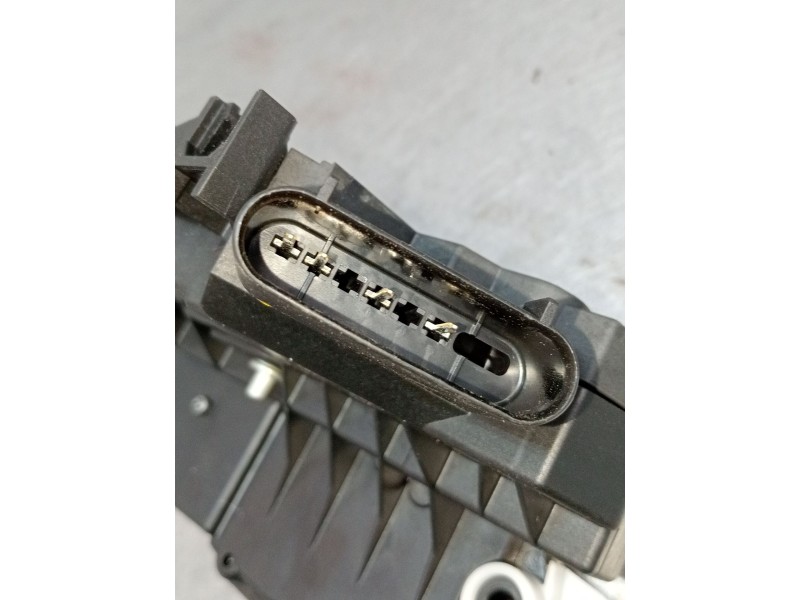 Recambio de motor cierre centralizado trasero derecho para ford focus turn. business referencia OEM IAM BM5AA26412AH 921764107 1