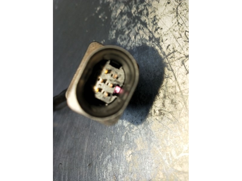 Recambio de sonda lambda para volkswagen passat berlina (3c2) advance referencia OEM IAM 0281004085086 03L906262 05