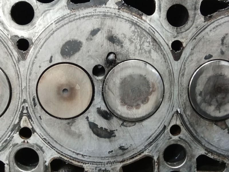 Recambio de culata para volkswagen golf iv (1j1) 1.9 tdi referencia OEM IAM 038103373E AGR 98