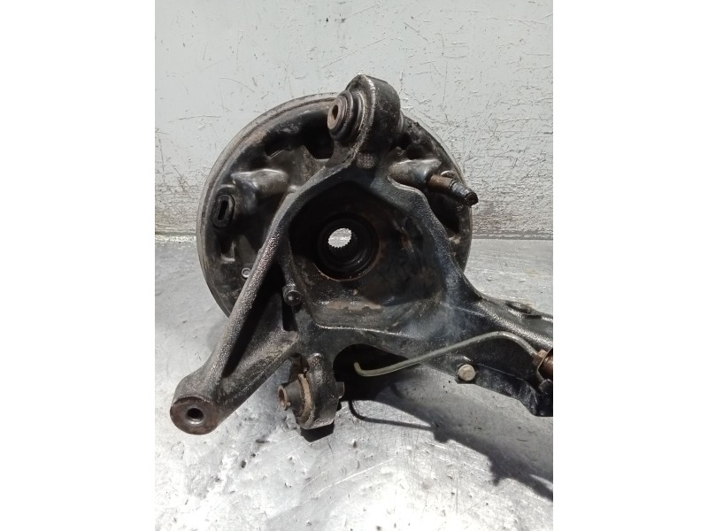 Recambio de mangueta trasera izquierda para bmw 3 (e36) 318 i referencia OEM IAM  TAMBOR 90