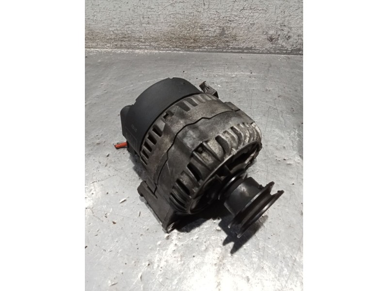Recambio de alternador para bmw 3 (e36) 318 i referencia OEM IAM 0123315004 70A 90