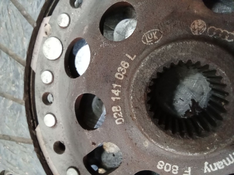 Recambio de kit embrague para volkswagen golf iv (1j1) 1.9 tdi referencia OEM IAM 028141036L 02814102528 98