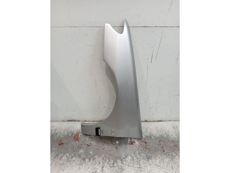 Recambio de aleta delantera izquierda para peugeot 406 (8b) 2.0 hdi 110 referencia OEM IAM  4P 00