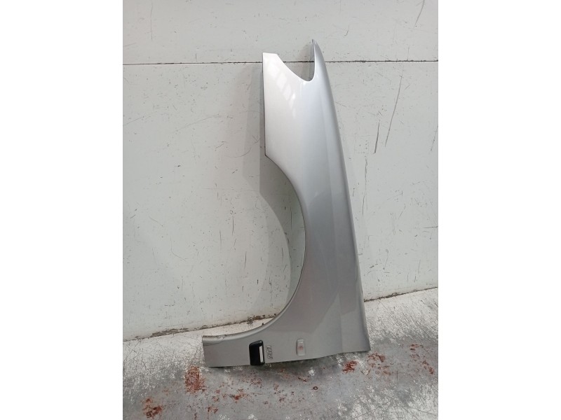 Recambio de aleta delantera izquierda para peugeot 406 (8b) 2.0 hdi 110 referencia OEM IAM  4P 00