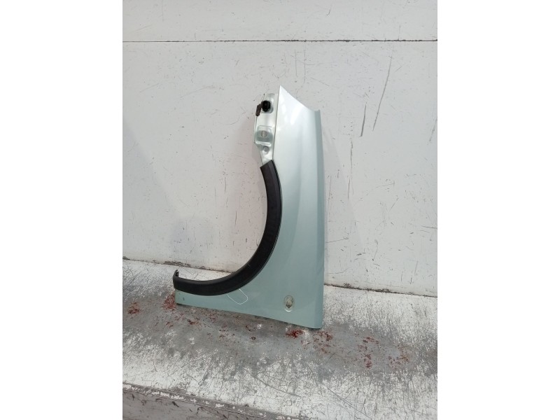 Recambio de aleta delantera izquierda para opel corsa c (x01) 1.7 di (f08, f68) referencia OEM IAM  5P 01