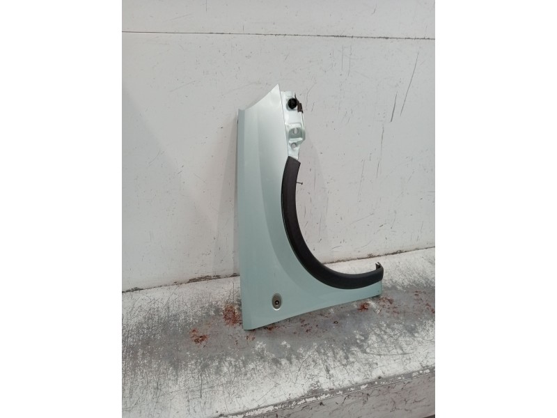 Recambio de aleta delantera derecha para opel corsa c (x01) 1.7 di (f08, f68) referencia OEM IAM  5P 01