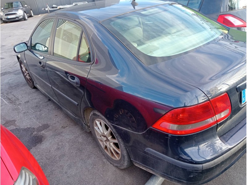 saab 9-3 berlina del año 2005