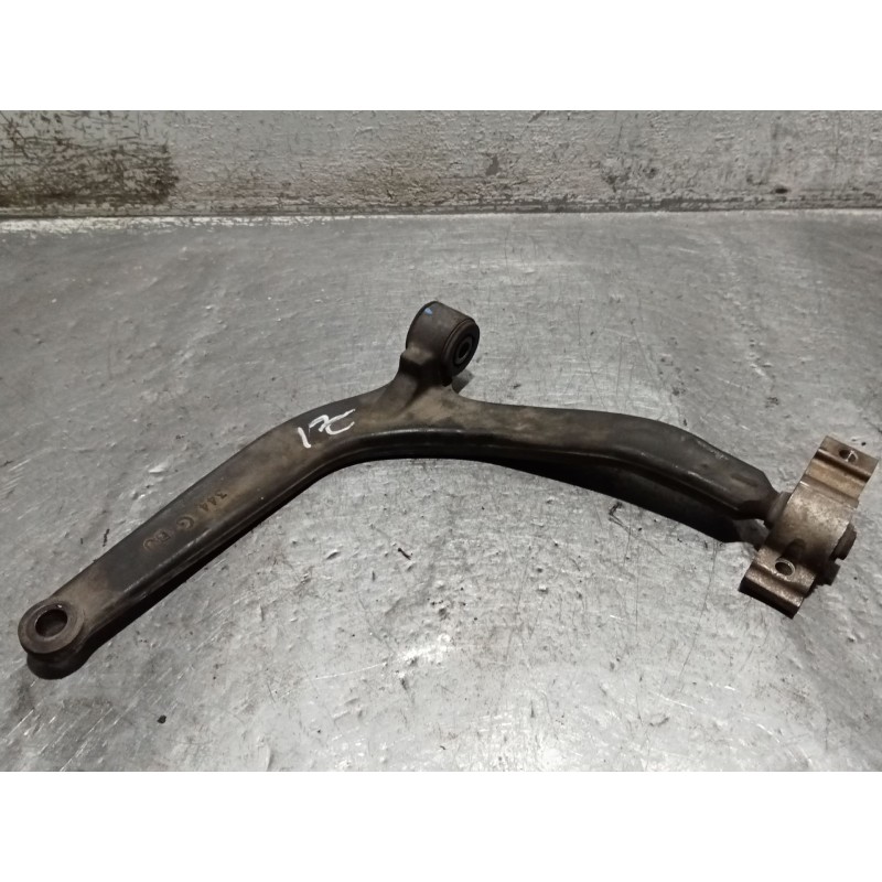 Recambio de brazo suspension inferior delantero izquierdo para peugeot 406 (8b) 2.0 hdi 110 referencia OEM IAM   99