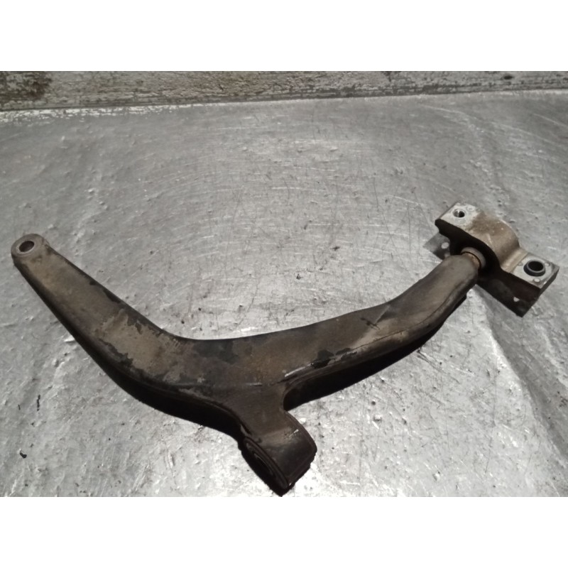 Recambio de brazo suspension inferior delantero izquierdo para peugeot 406 (8b) 2.0 hdi 110 referencia OEM IAM   99