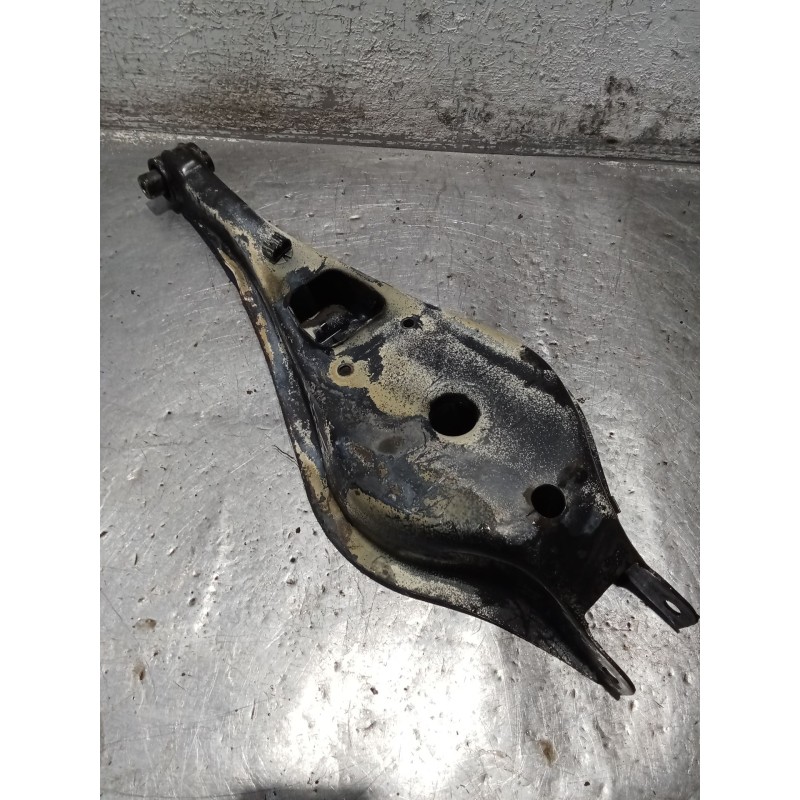 Recambio de brazo suspension superior trasero izquierdo para bmw 3 (e36) 318 i referencia OEM IAM   90
