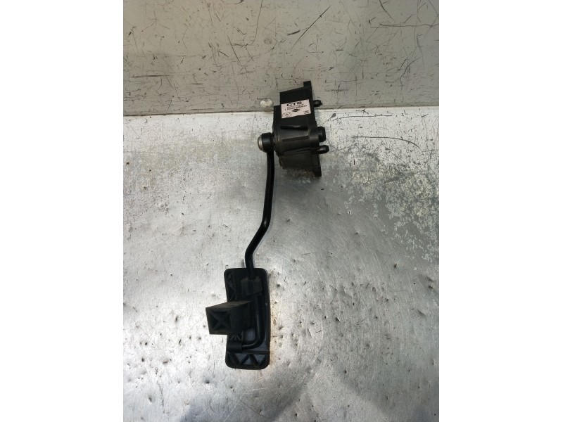 Recambio de potenciometro pedal para nissan cabstar (f24m, f24w) 35.13 dci, 45.13 dci 2.5 (f24m) referencia OEM IAM 18005MB400  