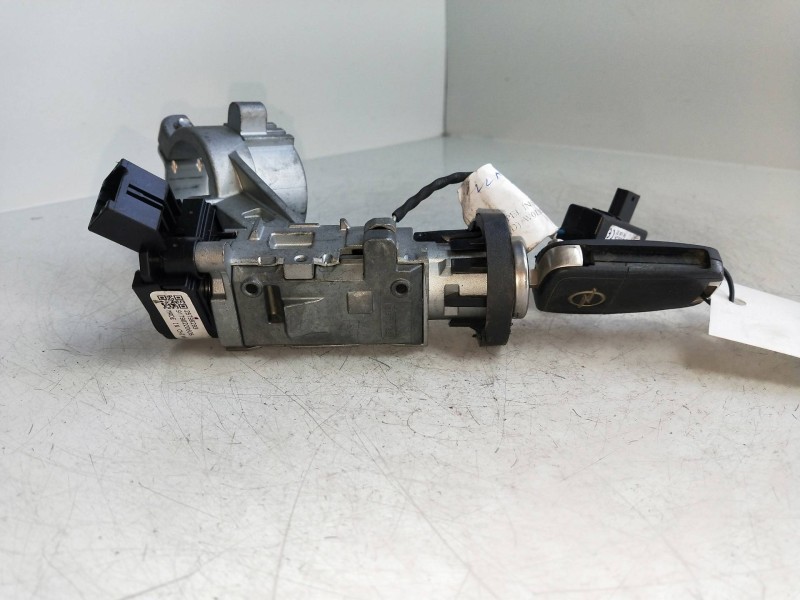Recambio de conmutador de arranque para opel insignia berlina 2.0 16v cdti referencia OEM IAM 313169S2  
