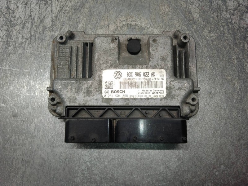 Recambio de centralita motor uce para volkswagen jetta (1k2) advance referencia OEM IAM 0261S04398 03C906022AK 