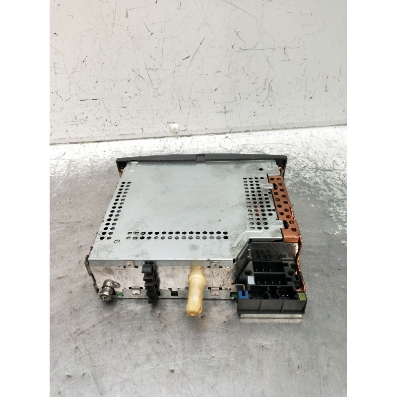 Recambio de sistema audio / radio cd para renault scénic ii (jm0/1_) 1.9 dci (jm0g, jm12, jm1g, jm2c) referencia OEM IAM 8200300