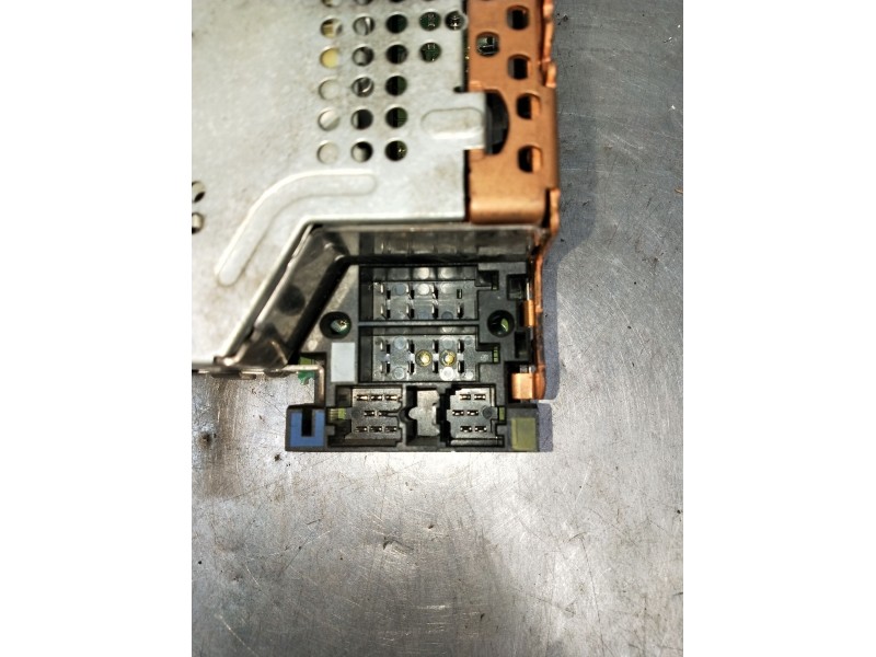 Recambio de sistema audio / radio cd para renault scénic ii (jm0/1_) 1.9 dci (jm0g, jm12, jm1g, jm2c) referencia OEM IAM 8200300