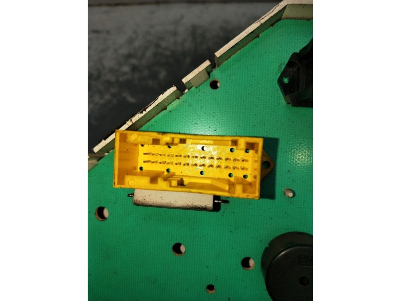 Recambio de cuadro instrumentos para peugeot 106 ii (1a_, 1c_) 1.1 i referencia OEM IAM 9640991880 110080011 96