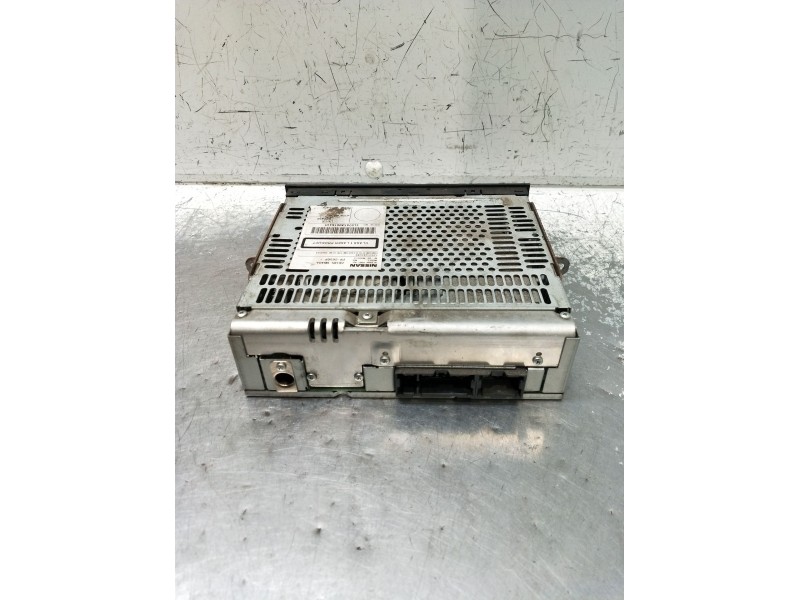 Recambio de sistema audio / radio cd para nissan cabstar (f24m, f24w) 35.13 dci, 45.13 dci 2.5 (f24m) referencia OEM IAM 28185MB