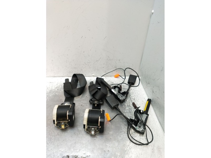 Recambio de juego cinturones delantero para ford mondeo iii (b5y) 1.8 16v referencia OEM IAM  5P 01