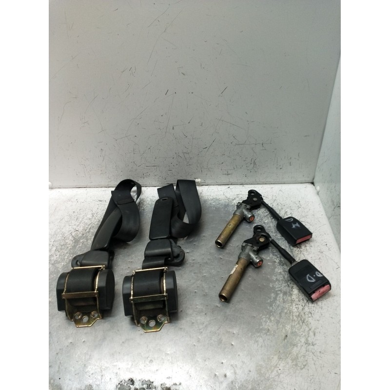 Recambio de juego cinturones delantero para peugeot 106 ii (1a_, 1c_) 1.1 i referencia OEM IAM  3P 96