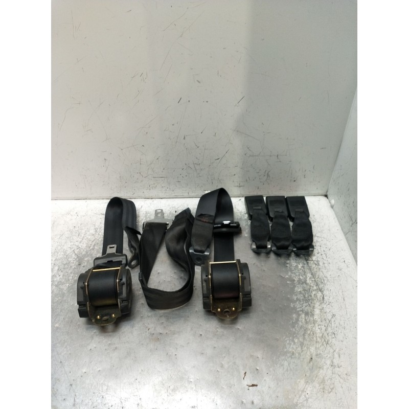 Recambio de juego cinturones trasero para peugeot 106 ii (1a_, 1c_) 1.1 i referencia OEM IAM  3P 96