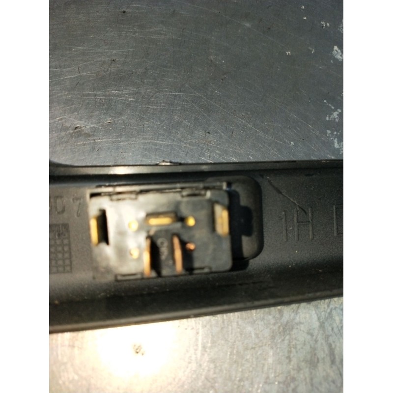 Recambio de mando elevalunas delantero derecho para seat ibiza ii (6k1) 1.9 sdi referencia OEM IAM 6K0867172A 5P 99