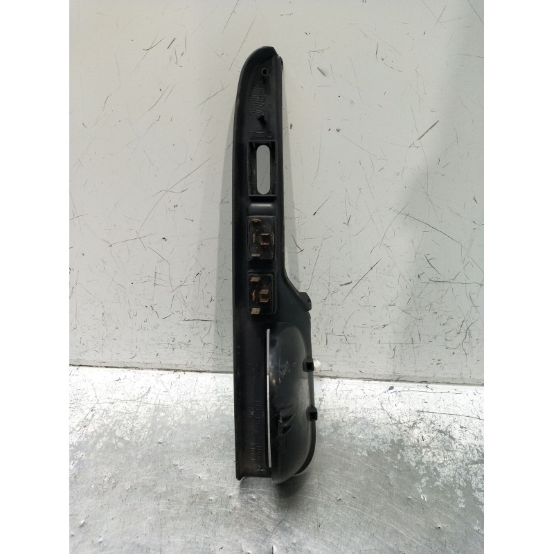 Recambio de mando elevalunas delantero izquierdo para seat ibiza ii (6k1) 1.9 sdi referencia OEM IAM  5P 99