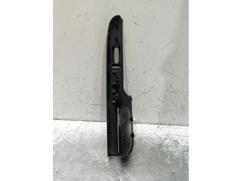 Recambio de mando elevalunas delantero izquierdo para seat ibiza ii (6k1) 1.9 sdi referencia OEM IAM  5P 99