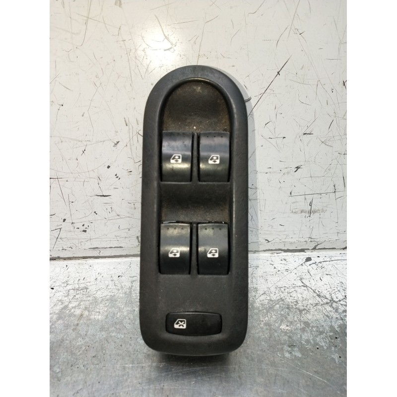 Recambio de mando elevalunas delantero izquierdo para renault scénic ii (jm0/1_) 1.9 dci (jm0g, jm12, jm1g, jm2c) referencia OEM