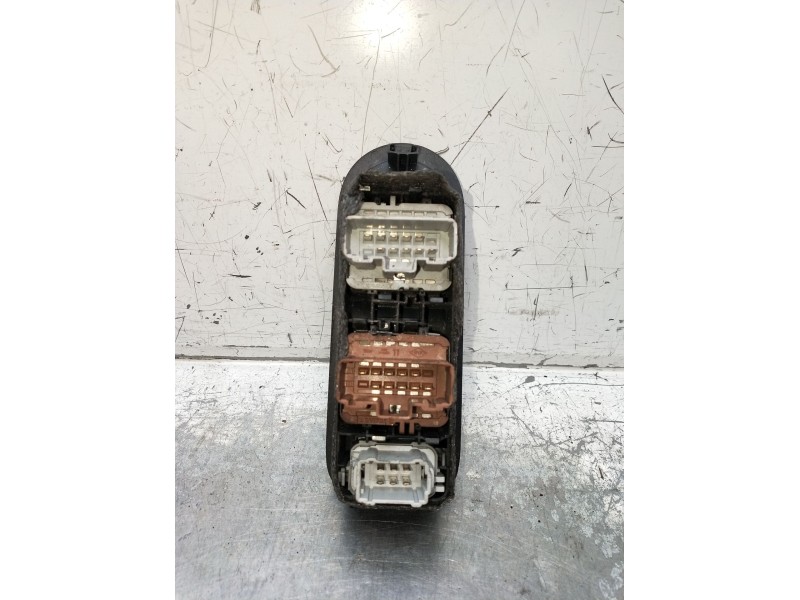 Recambio de mando elevalunas delantero izquierdo para renault scénic ii (jm0/1_) 1.9 dci (jm0g, jm12, jm1g, jm2c) referencia OEM