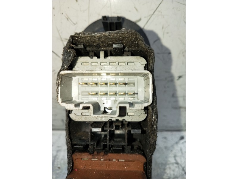 Recambio de mando elevalunas delantero izquierdo para renault scénic ii (jm0/1_) 1.9 dci (jm0g, jm12, jm1g, jm2c) referencia OEM