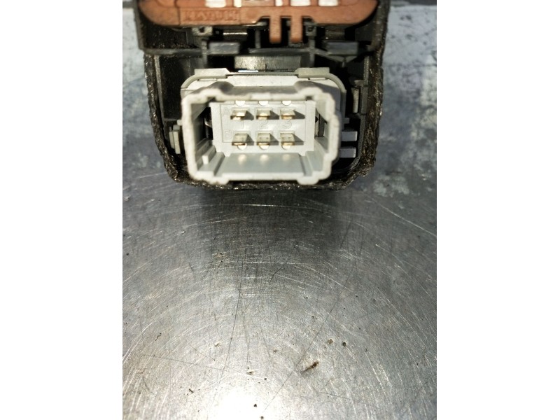 Recambio de mando elevalunas delantero izquierdo para renault scénic ii (jm0/1_) 1.9 dci (jm0g, jm12, jm1g, jm2c) referencia OEM