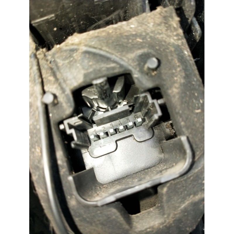 Recambio de piloto trasero izquierdo para renault scénic ii (jm0/1_) 1.9 dci (jm0g, jm12, jm1g, jm2c) referencia OEM IAM   03