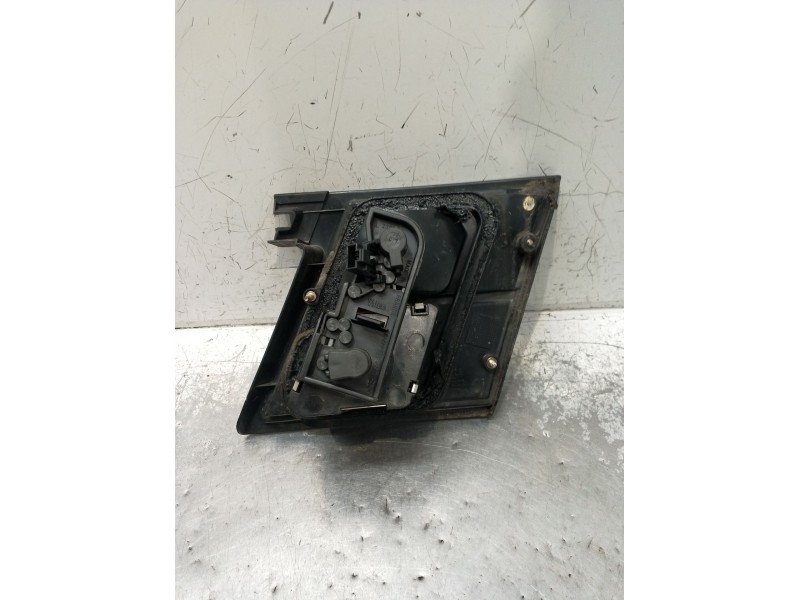 Recambio de piloto trasero izquierdo interior para nissan primera berlina (p11) 1.6 16v cat referencia OEM IAM   97