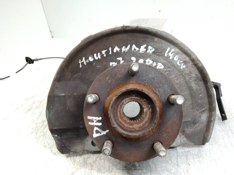 Recambio de mangueta delantera derecha para mitsubishi outlander (cw0) 2.0 di-d cat referencia OEM IAM   