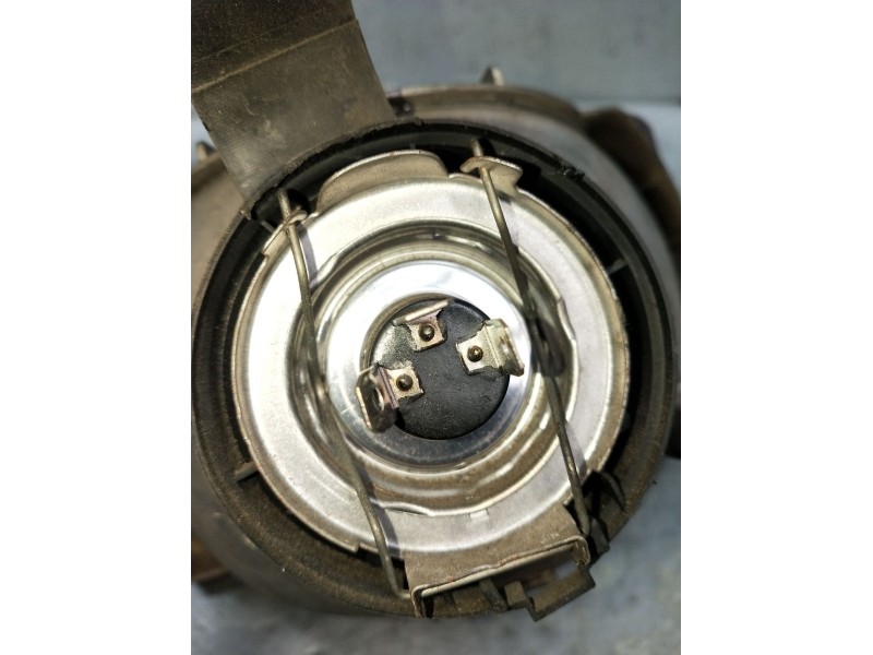 Recambio de faro izquierdo para peugeot 205 ii (20a/c) 1.7 diesel referencia OEM IAM   98