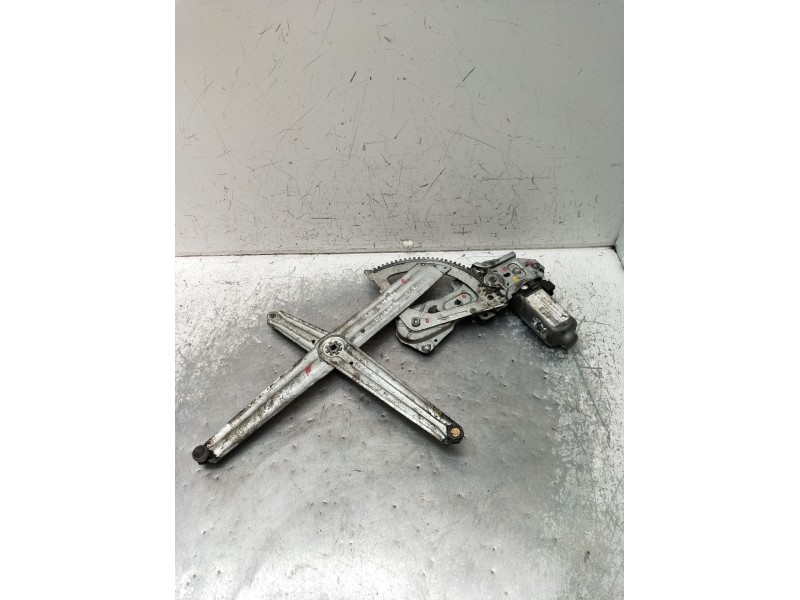 Recambio de elevalunas delantero izquierdo para peugeot 205 ii (20a/c) 1.7 diesel referencia OEM IAM  3P 98