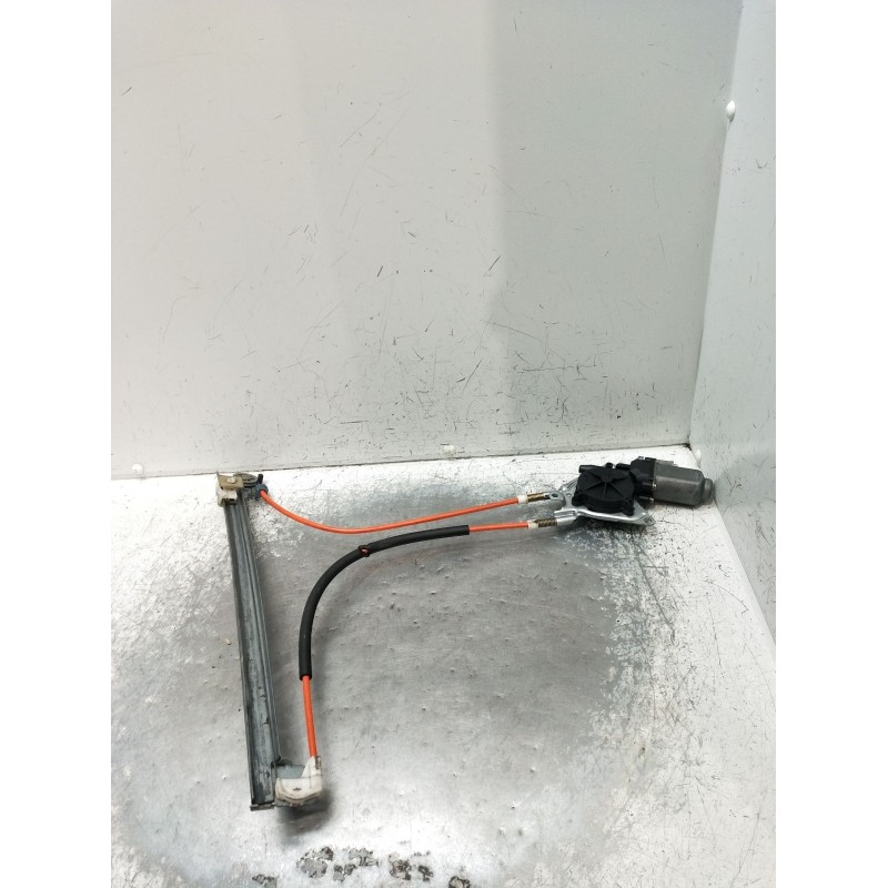 Recambio de elevalunas delantero derecho para peugeot 106 ii (1a_, 1c_) 1.1 i referencia OEM IAM 400672T8 3P 96