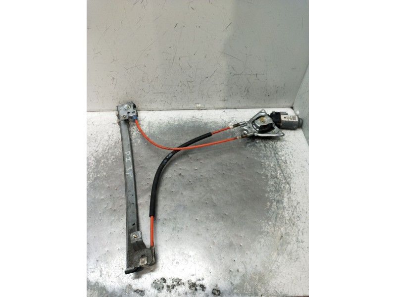 Recambio de elevalunas delantero izquierdo para peugeot 106 ii (1a_, 1c_) 1.1 i referencia OEM IAM 400671T6 3P 96