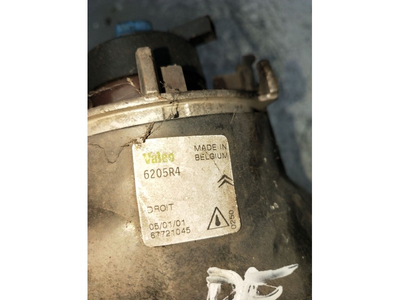 Recambio de faro antiniebla derecho para citroën xsara coupé (n0) 2.0 hdi 90 referencia OEM IAM 6205R4  97