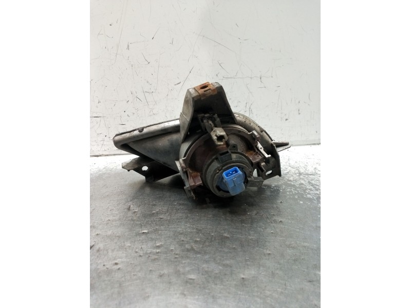 Recambio de faro antiniebla izquierdo para citroën xsara coupé (n0) 2.0 hdi 90 referencia OEM IAM 67721035 6204R4 97