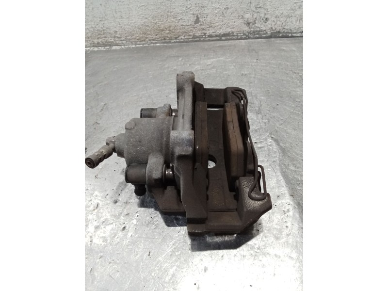 Recambio de pinza freno delantera izquierda para seat toledo iv (kg3) 1.6 tdi referencia OEM IAM   12