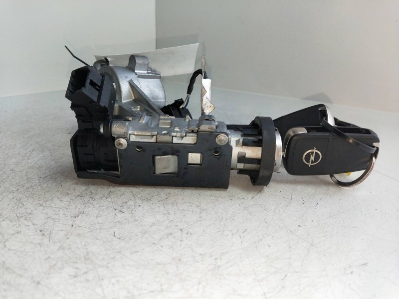 Recambio de conmutador de arranque para opel mokka 1.7 16v cdti referencia OEM IAM 4121694  