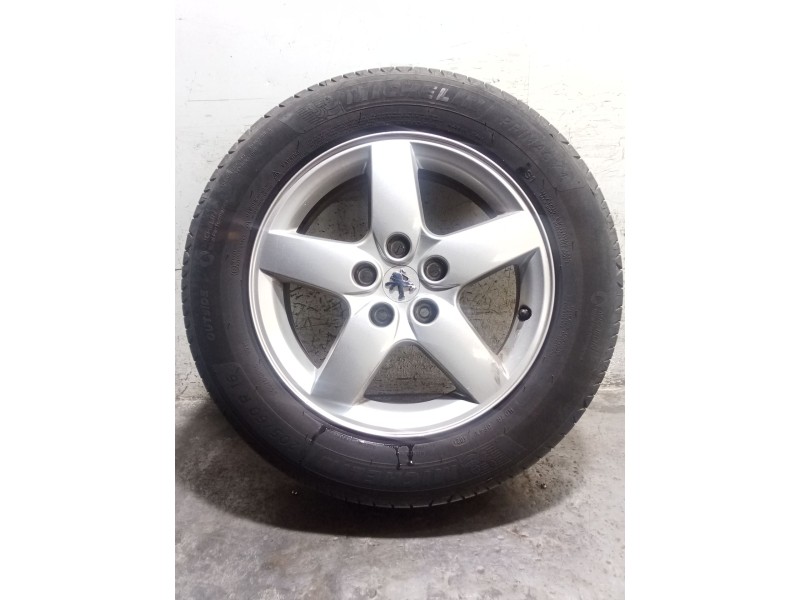 Recambio de juego llantas para peugeot 407 (6d_) 2.0 hdi 135 (6drhrh, 6drhre, 6drhrg, 6drhrj) referencia OEM IAM 205/60 R16 92H 