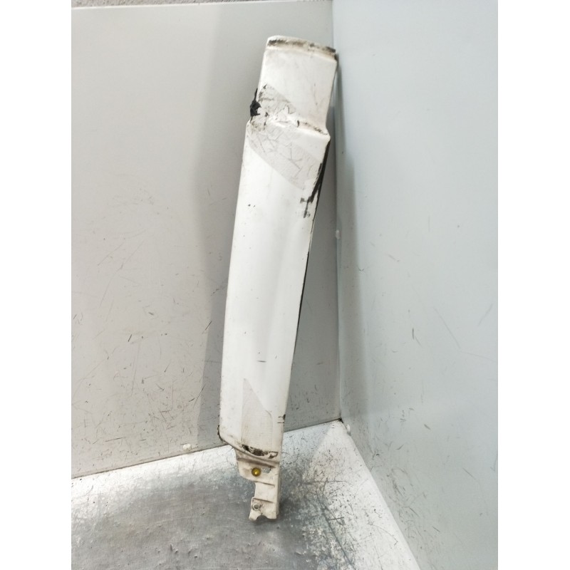 Recambio de aleta delantera derecha para nissan cabstar (f24m, f24w) 35.13 dci, 45.13 dci 2.5 (f24m) referencia OEM IAM  ALETA D