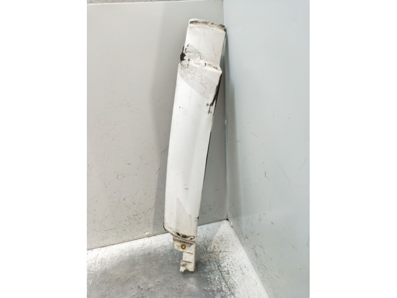 Recambio de aleta delantera derecha para nissan cabstar (f24m, f24w) 35.13 dci, 45.13 dci 2.5 (f24m) referencia OEM IAM  ALETA D