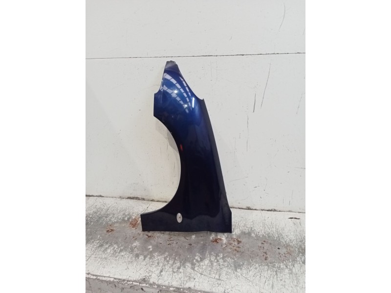 Recambio de aleta delantera izquierda para peugeot 206 hatchback (2a/c) 1.9 d referencia OEM IAM  01 3P