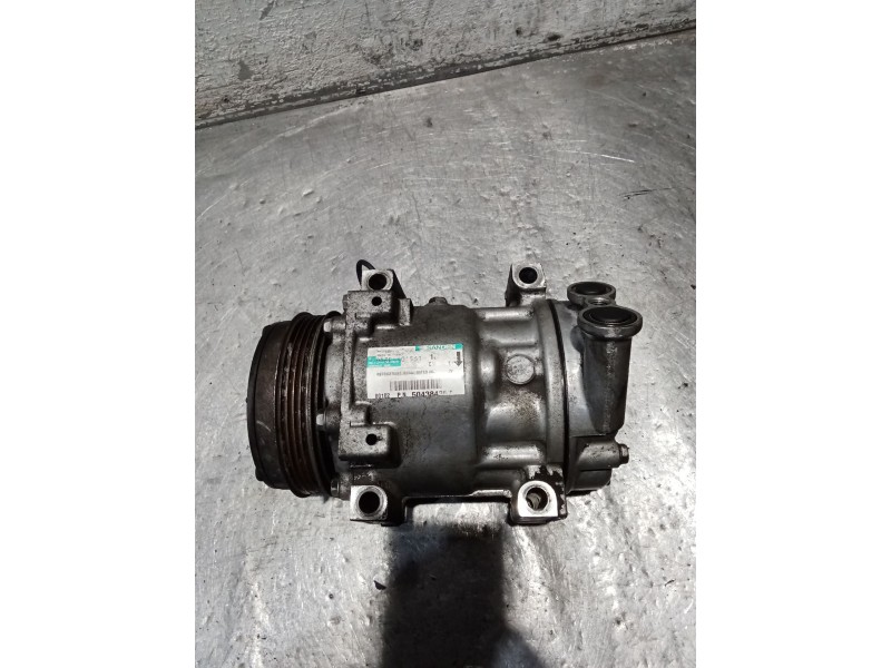 Recambio de compresor aire acondicionado para fiat ducato furgoneta (250_) 130 multijet 2,3 d 4x4 referencia OEM IAM 504384357  