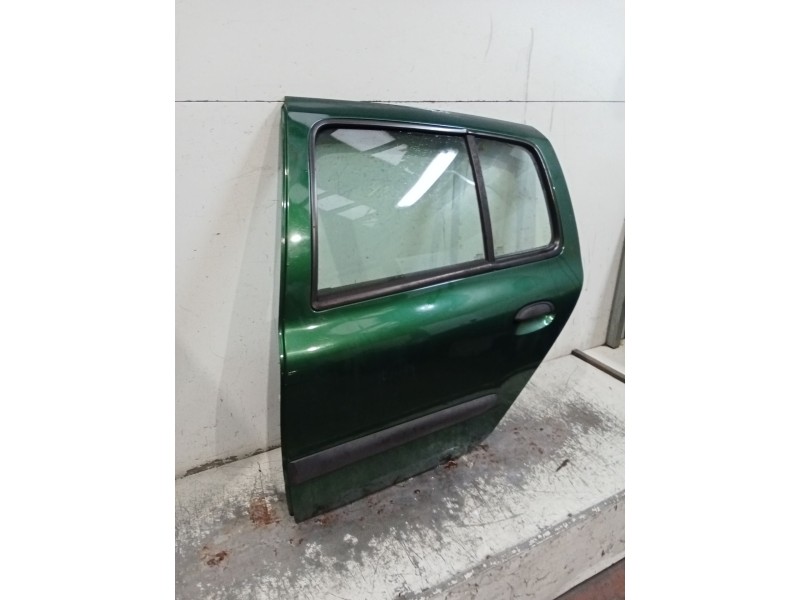 Recambio de puerta trasera izquierda para renault clio ii (bb_, cb_) 1.9 dti (b/cb0u) referencia OEM IAM  5P 00