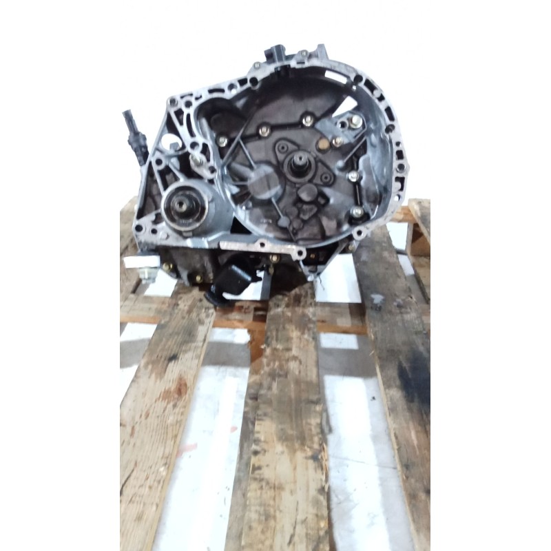 Recambio de caja cambios para renault clio ii (bb_, cb_) 1.9 dti (b/cb0u) referencia OEM IAM JB3905 5V S006736